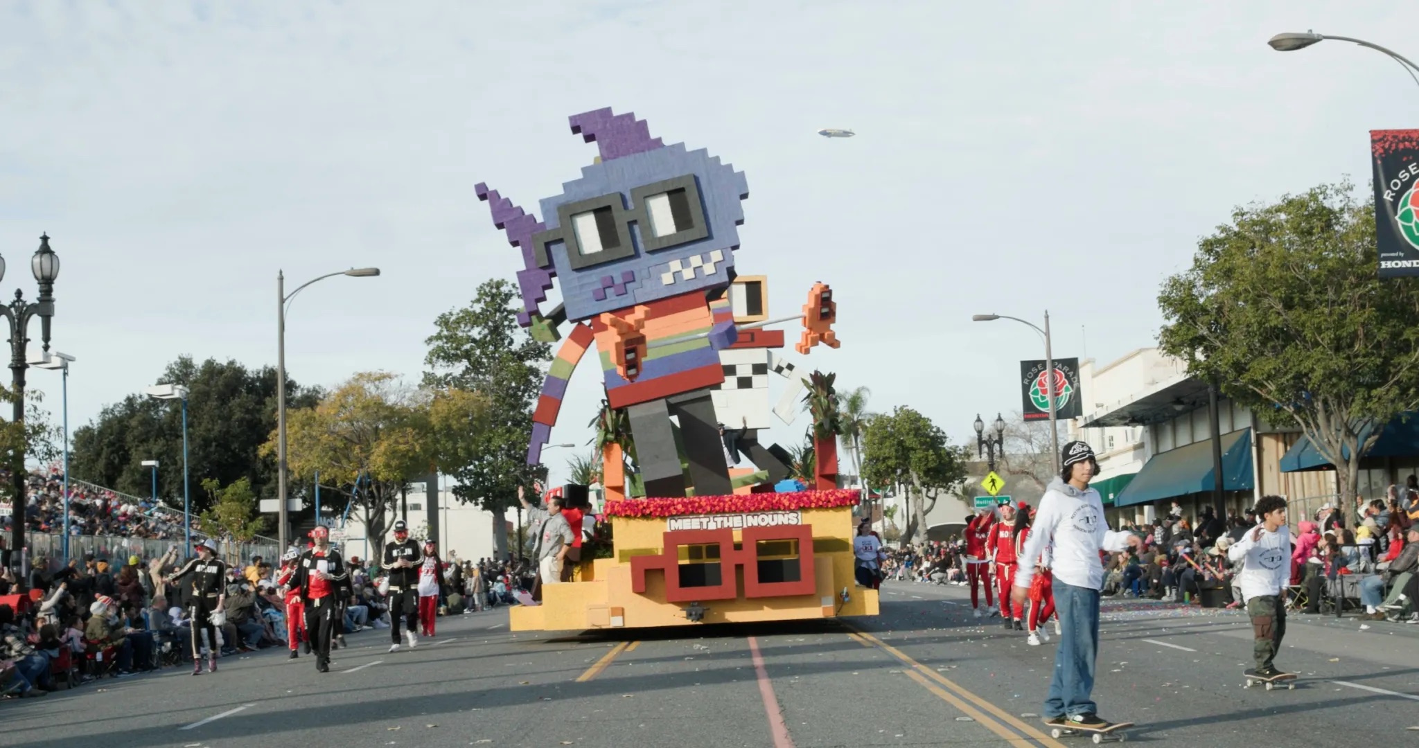 Nouns 2023 Rose Bowl Parade Float